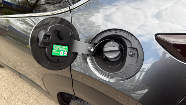 Mazda CX-30 2.5 e-Skyactiv G MHEV [140] Homura 5dr Auto Petrol Hatchback